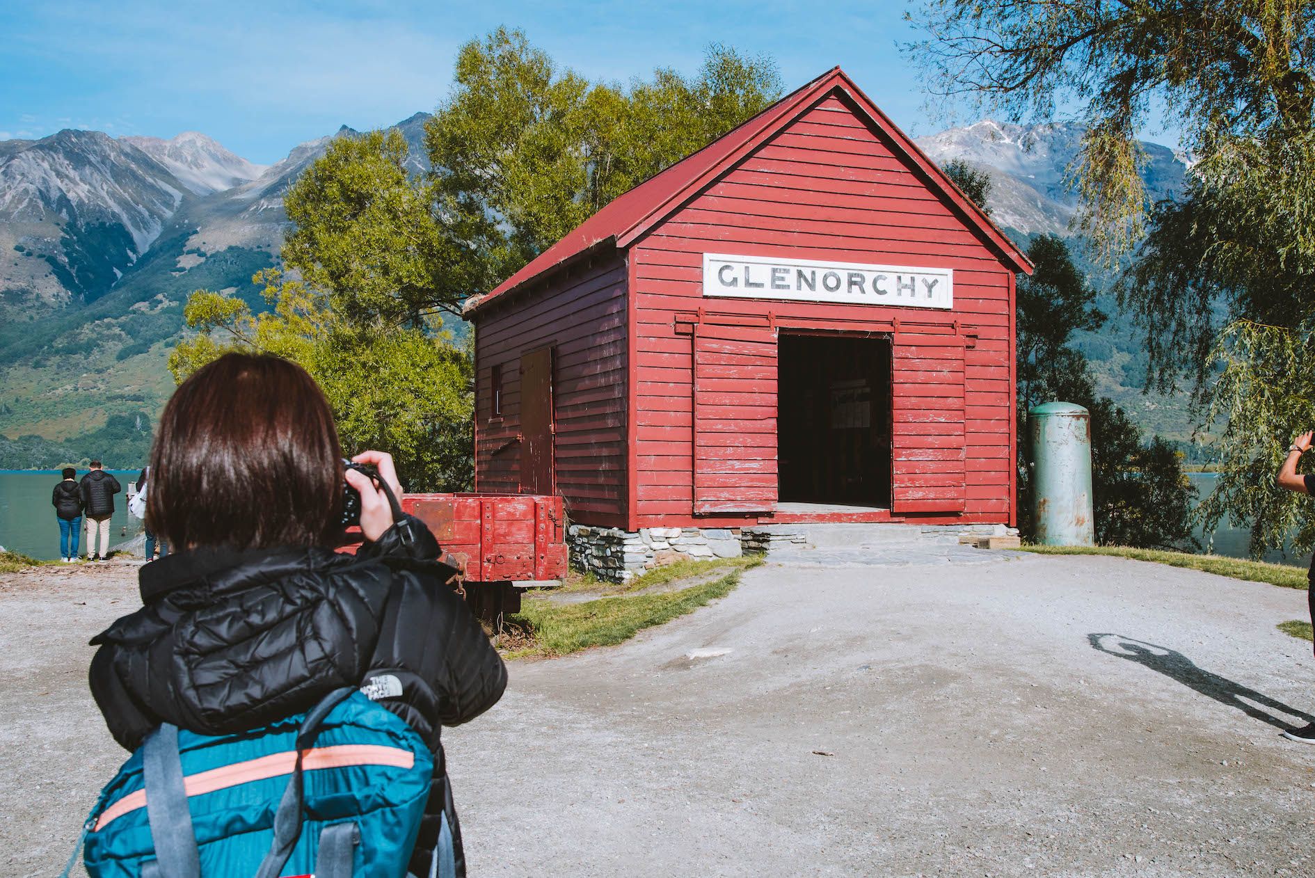 glenorchy red shed